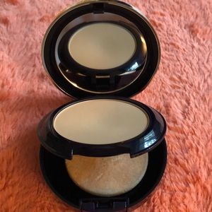 Double Wear Powder Foundation 3N1 Ivory Beige